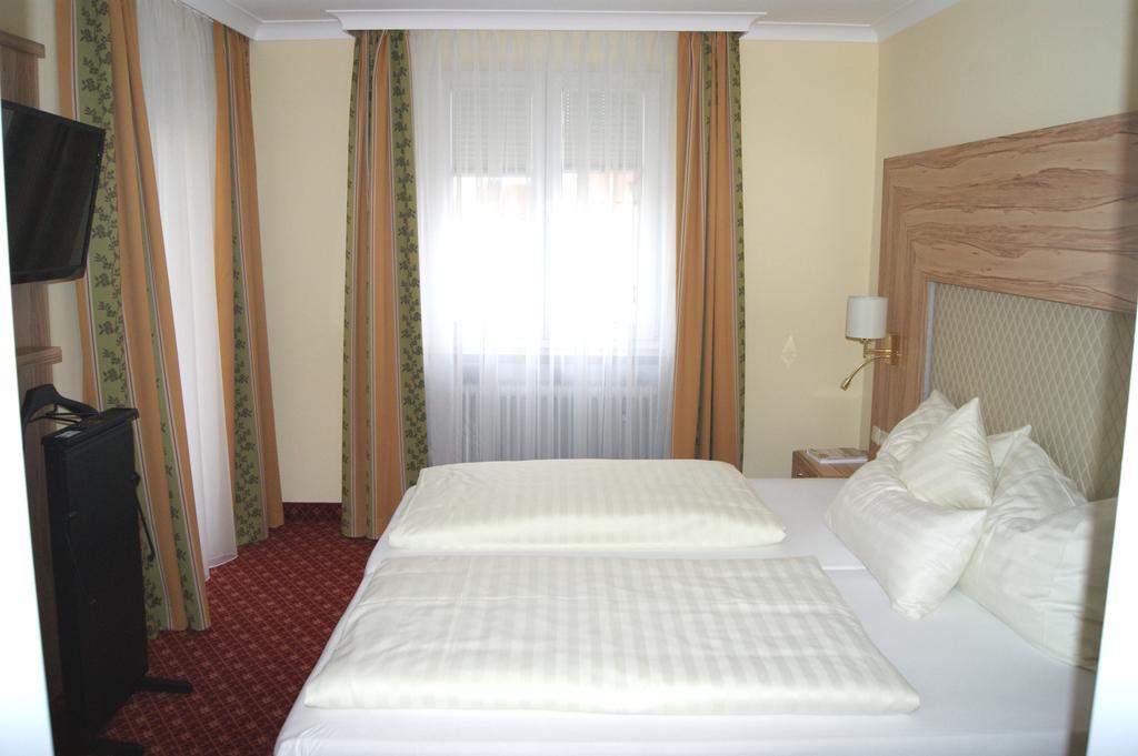 باد غوغنغ Kurhotel Kaiser Trajan الغرفة الصورة